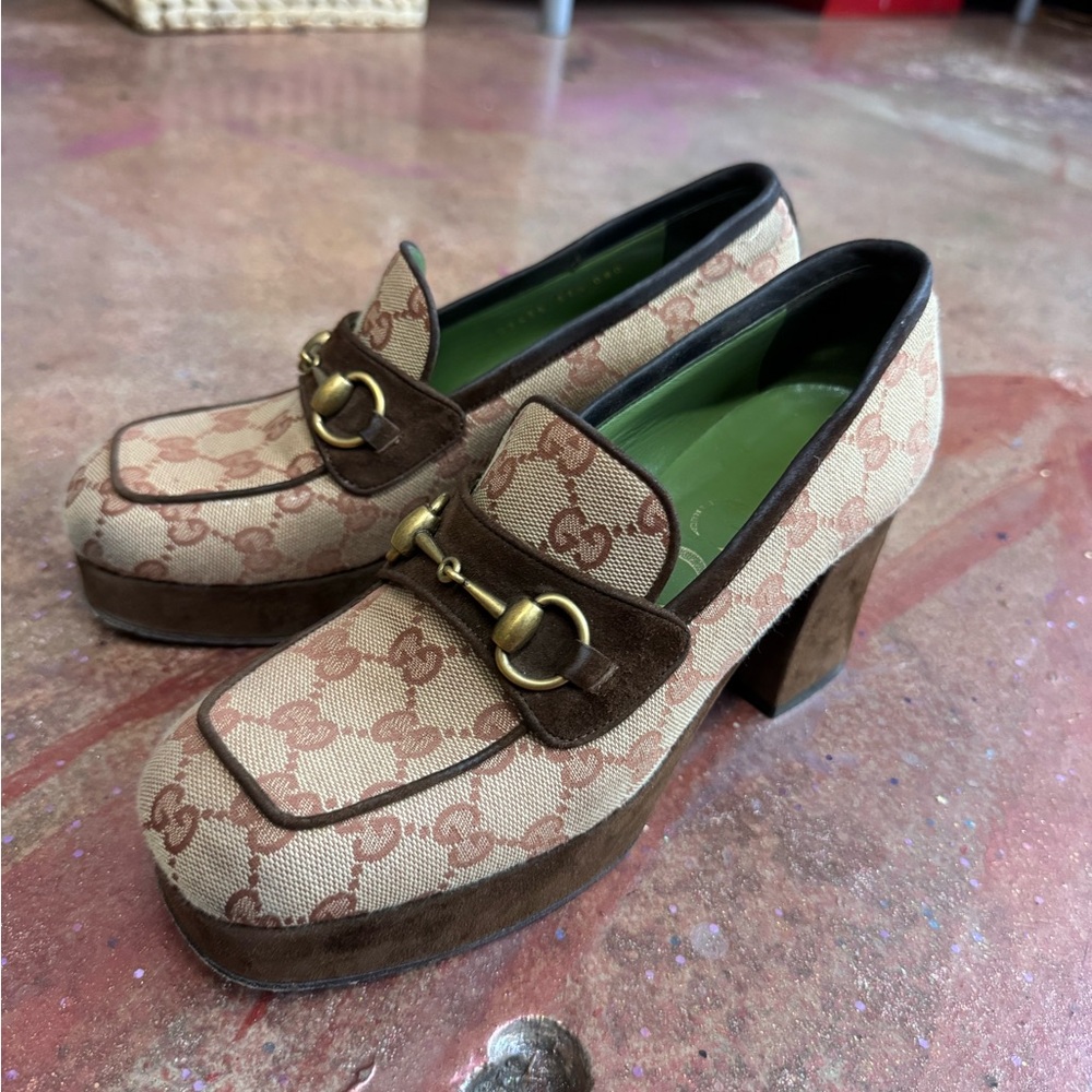 Gucci Women's Brown and Tan Heels - Picture 2 of 9